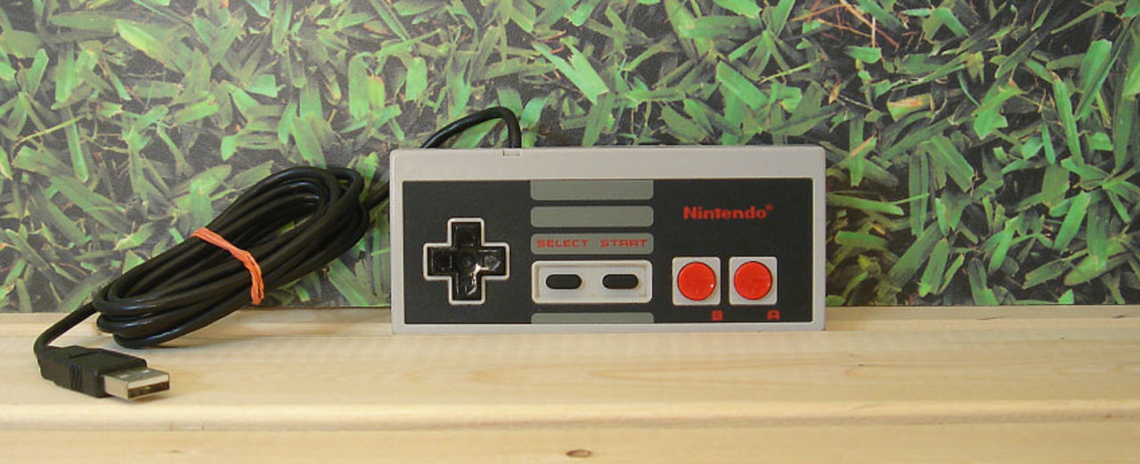 USB-versioner av NES- och SNES-kontrollerna