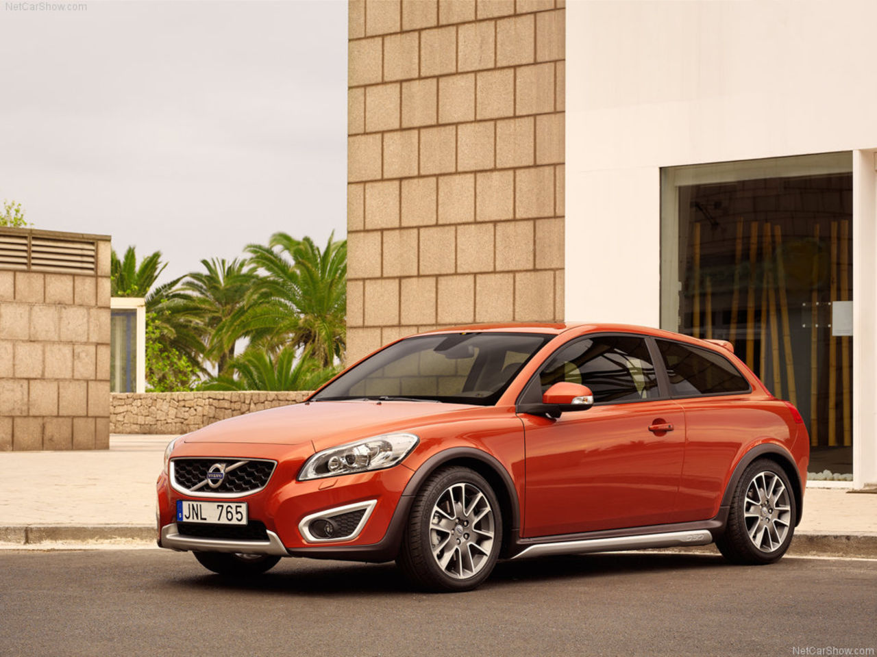 Hatchback från Volvo kommer
