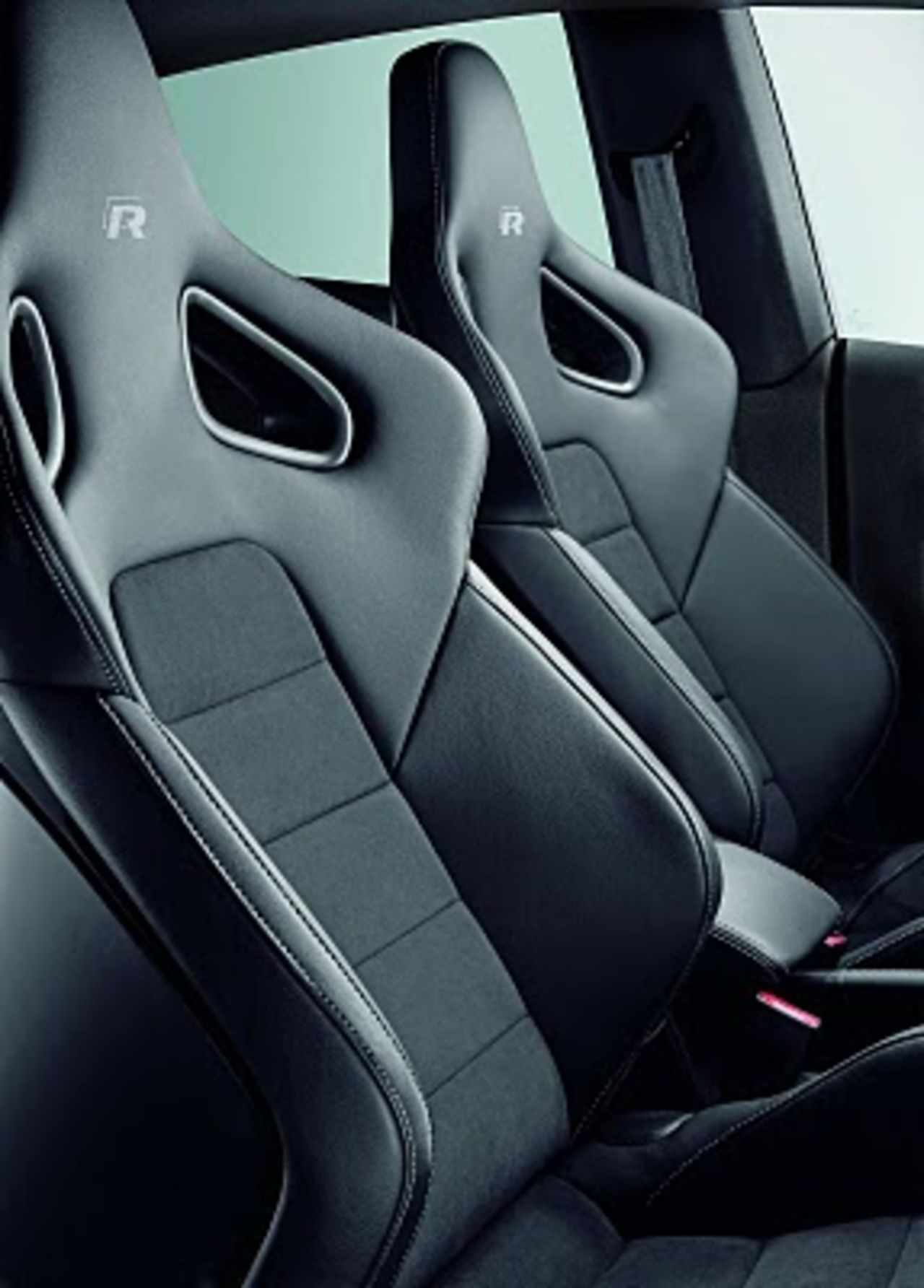 Äntligen! Sportstolar till Scirocco R