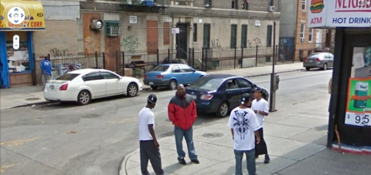 Heroin-langare på bild i Google Streetview