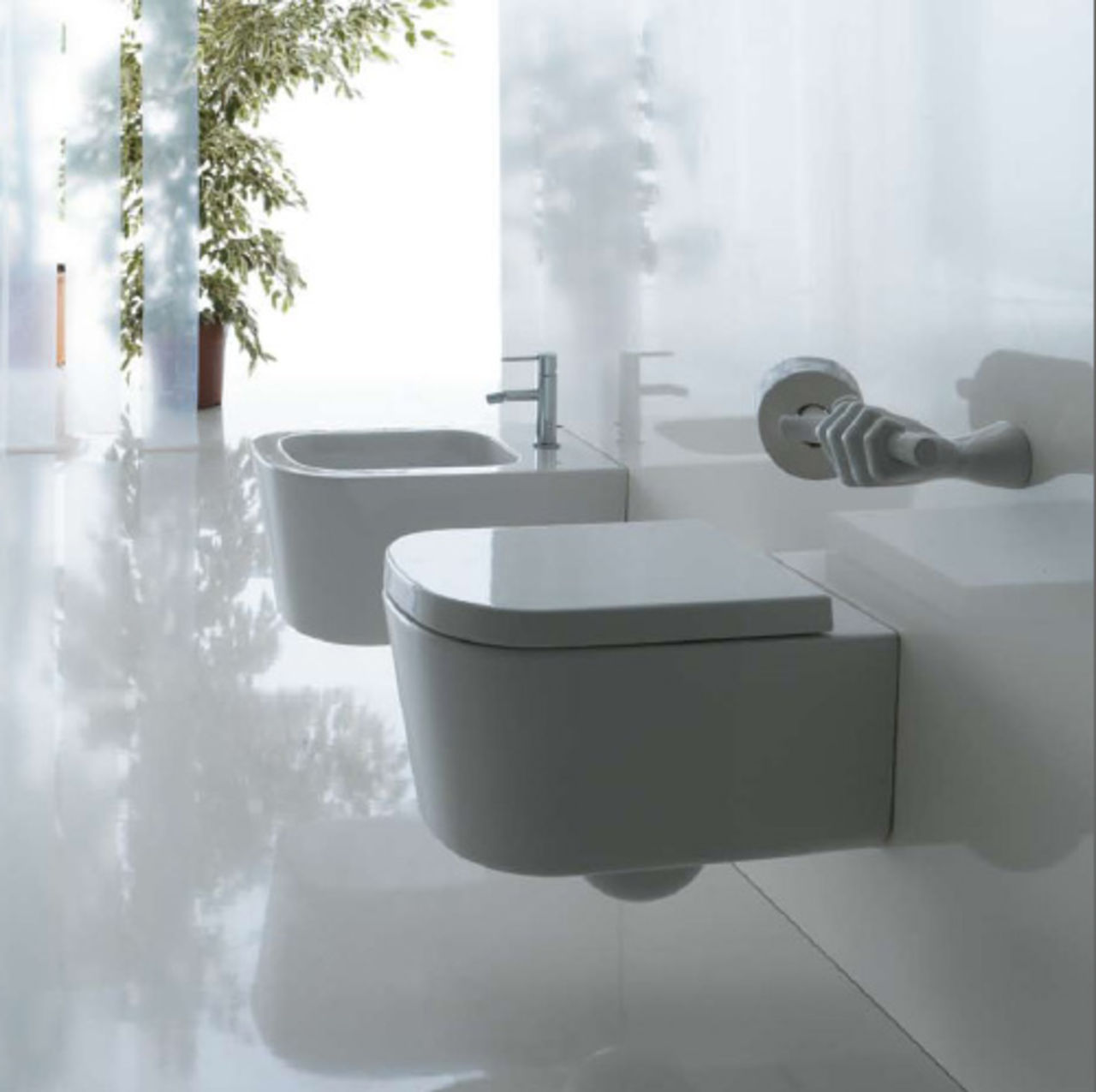 Hjälpande händer i badrummet