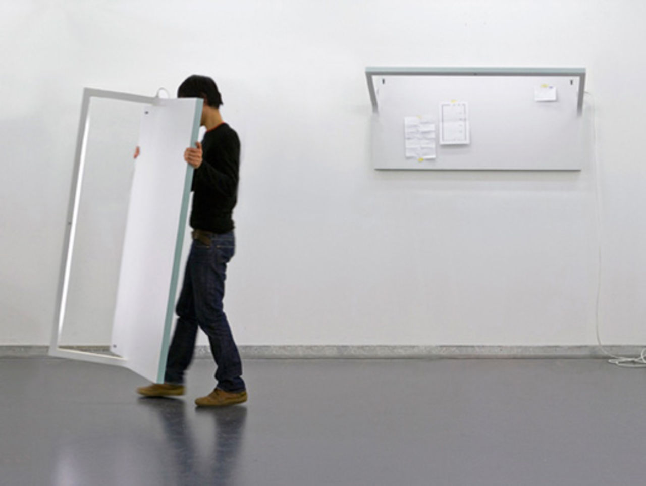 Skrivbord och rumsavdelare