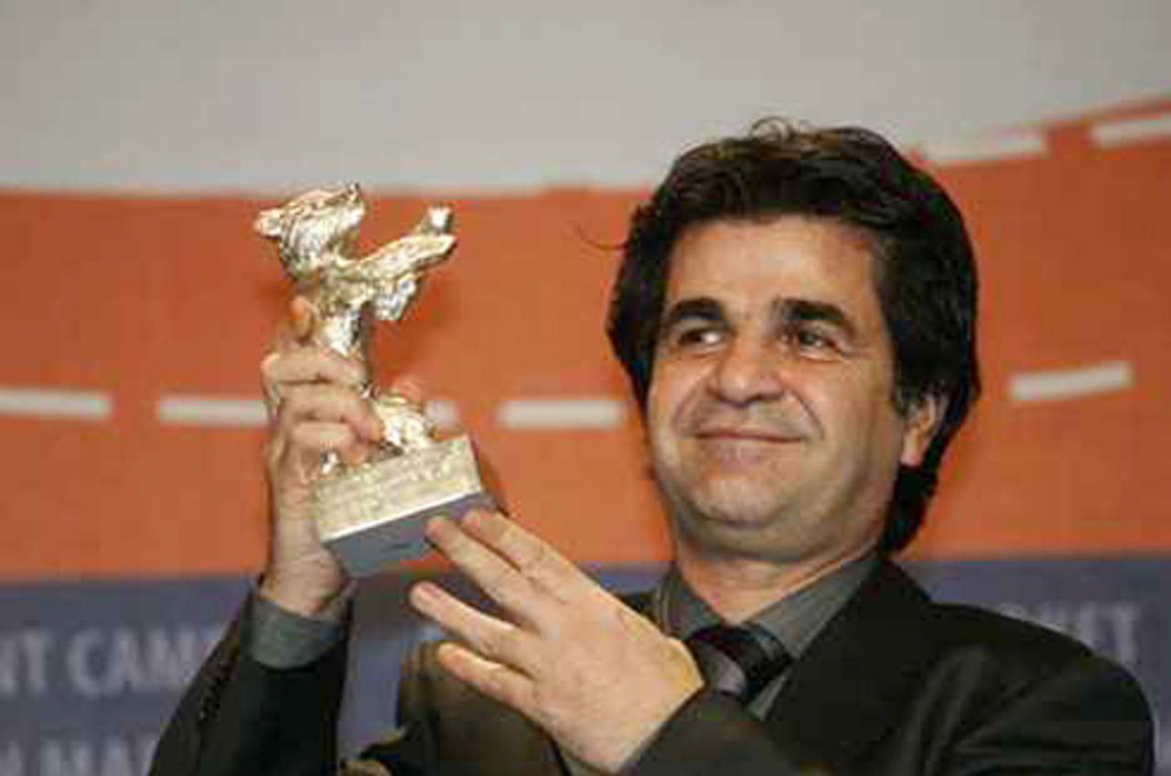 Panahi dömd till fängelse och förbjuds filma