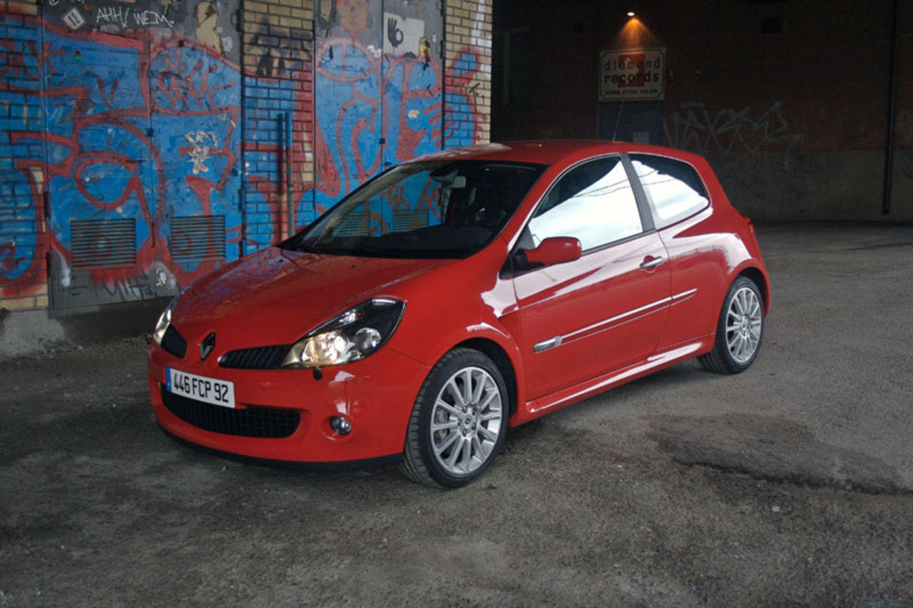 Febergaraget: Välkommen Renault Clio Sport