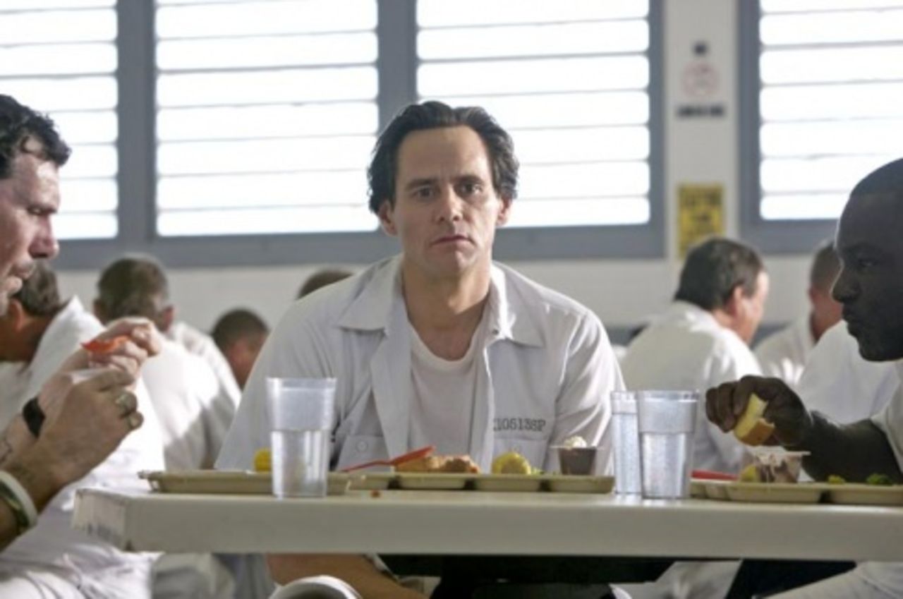 Jim Carrey spelar journalist i otursförföljd film