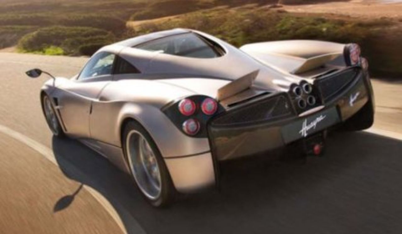 Första officiella bilden på Pagani Huayra
