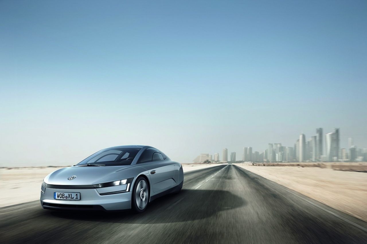 Volkswagen XL1 - 10 mil på 0,9 liter!