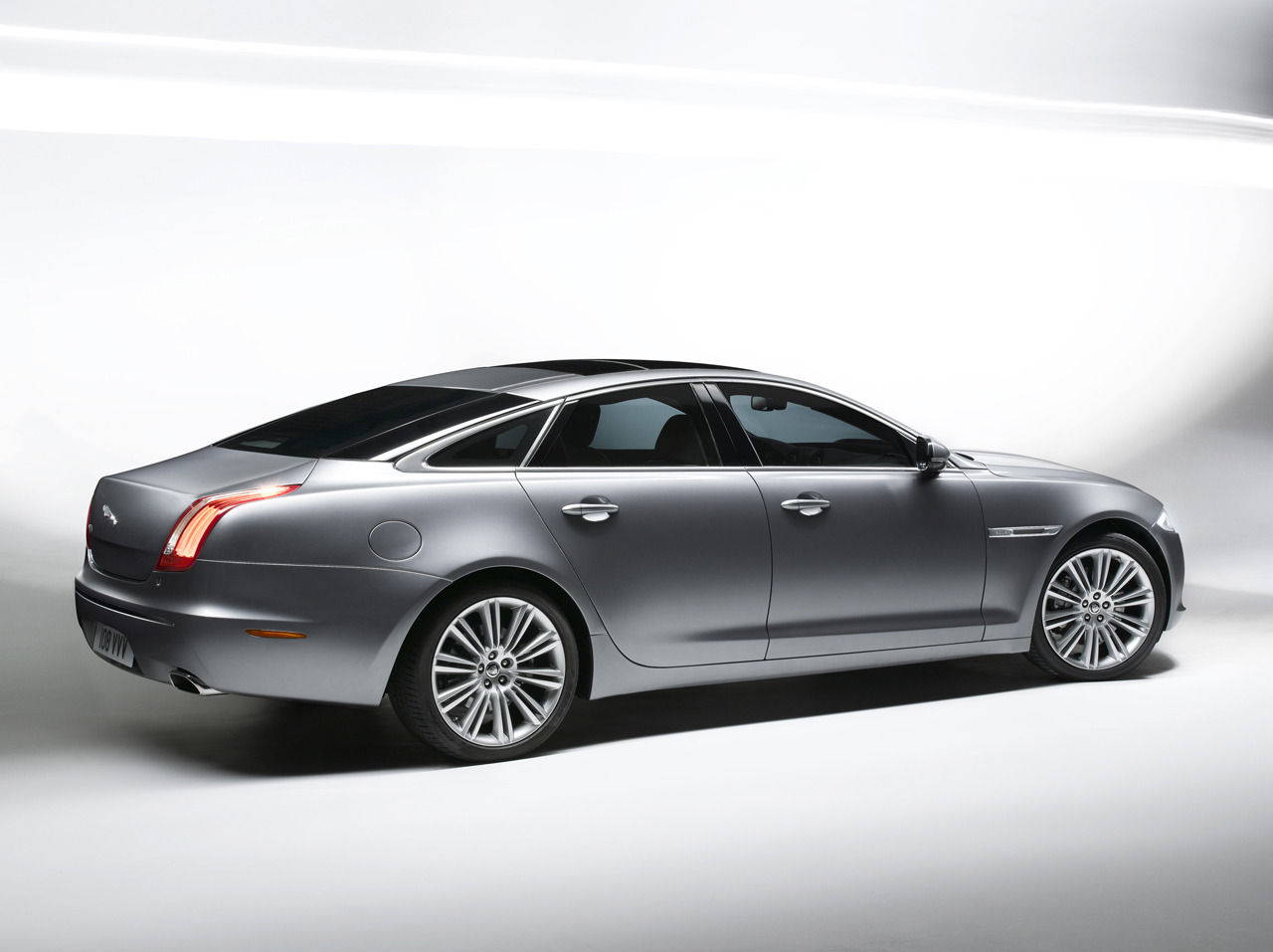 Jaguar XJ kommer som coupé