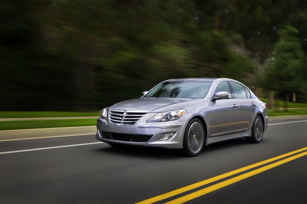 Hyundai visar faceliftad Genesis i Chicago