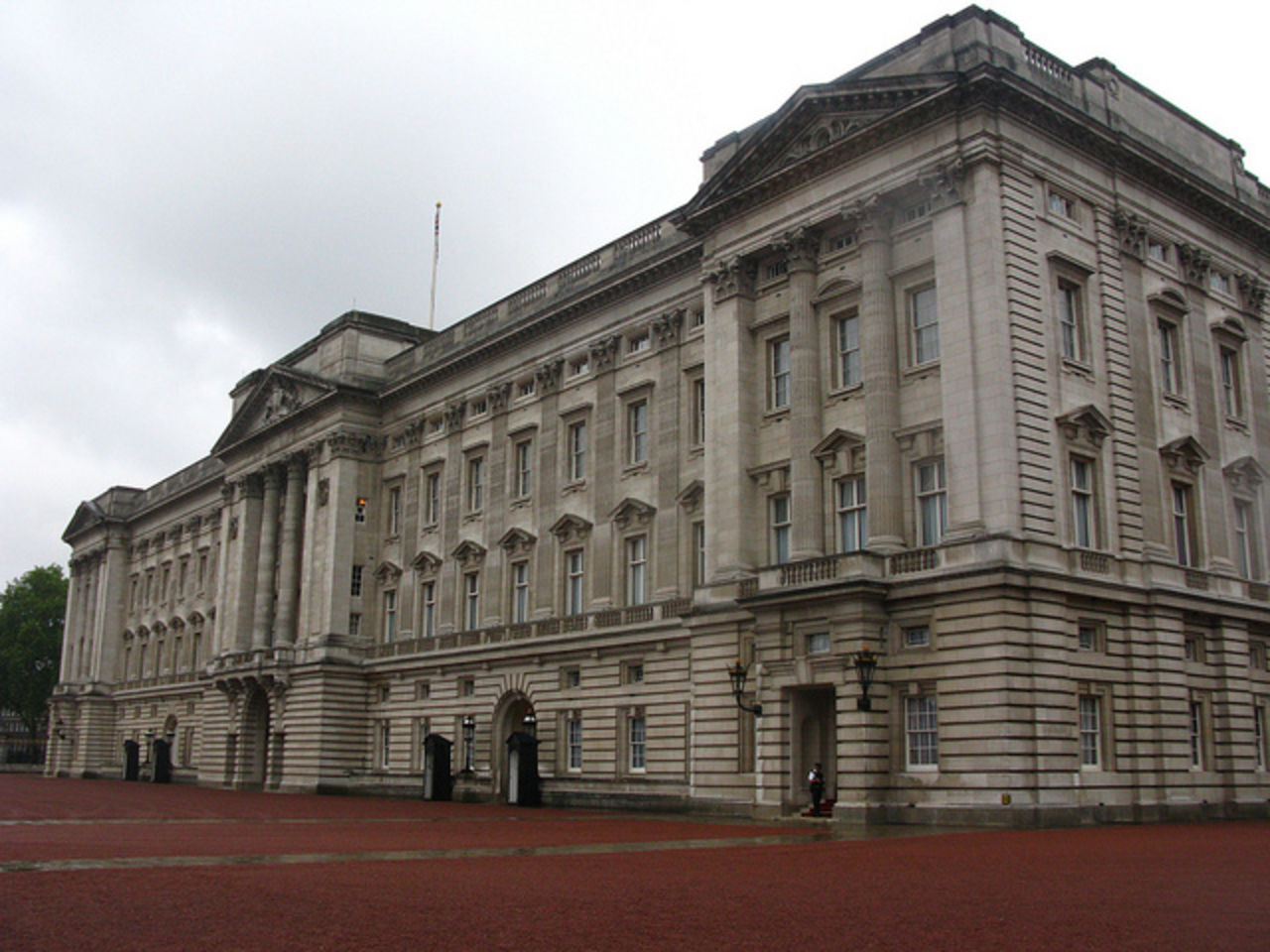 Extra! Extra! Kungligt bröllop sänds ej i 3D