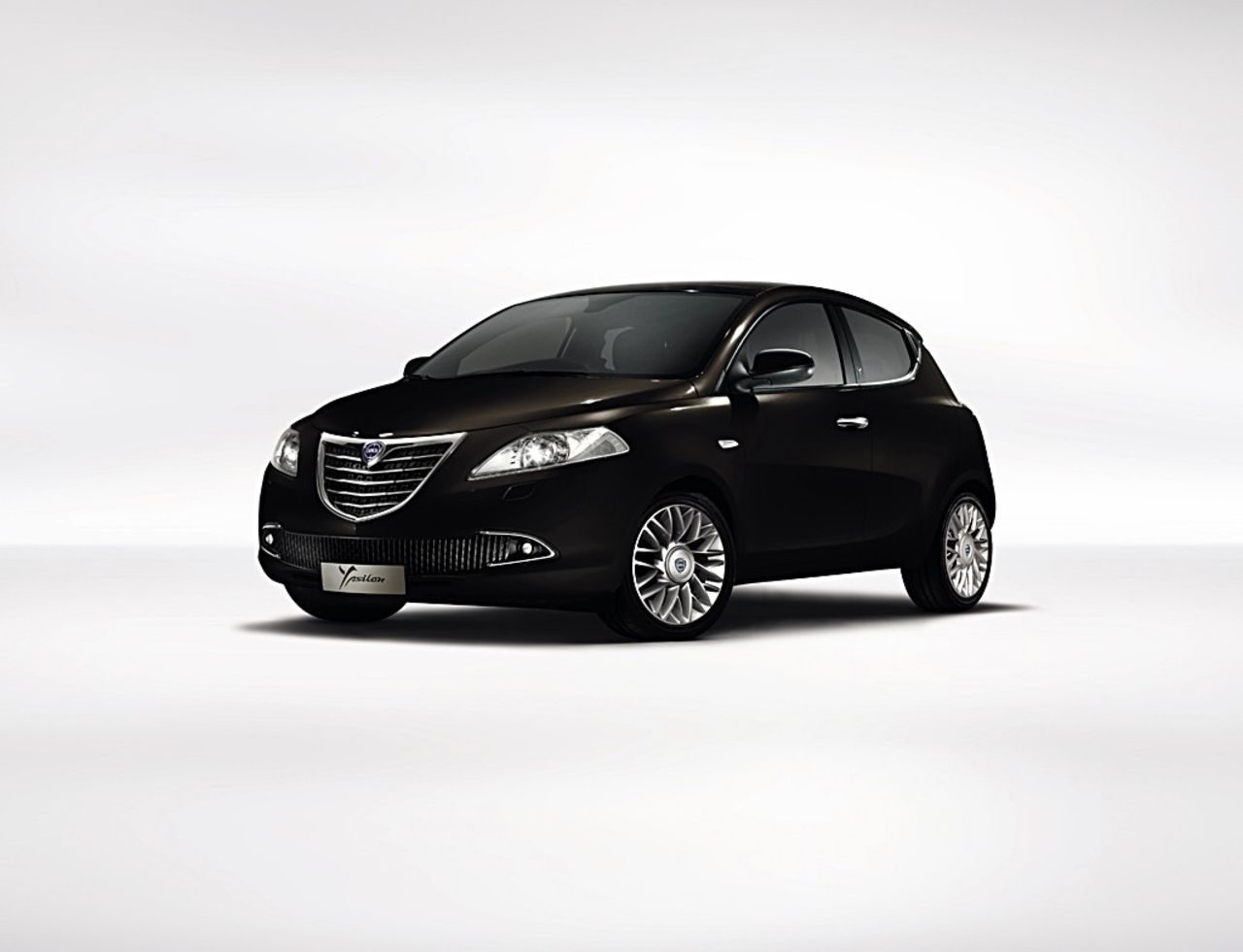 Lancia uppdaterar Ypsilon