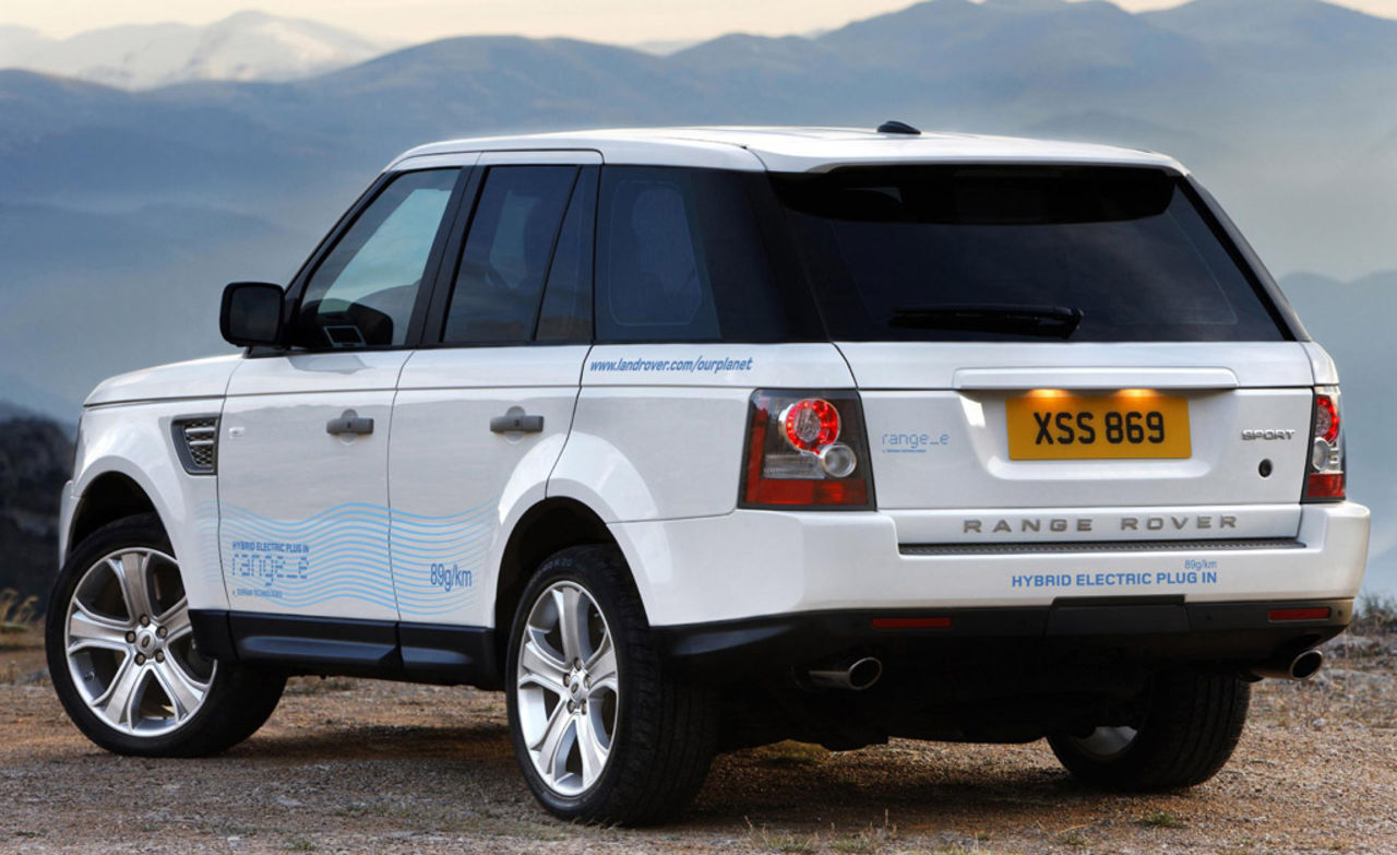 Land Rover visar dieselhybridvariant på Range Rover