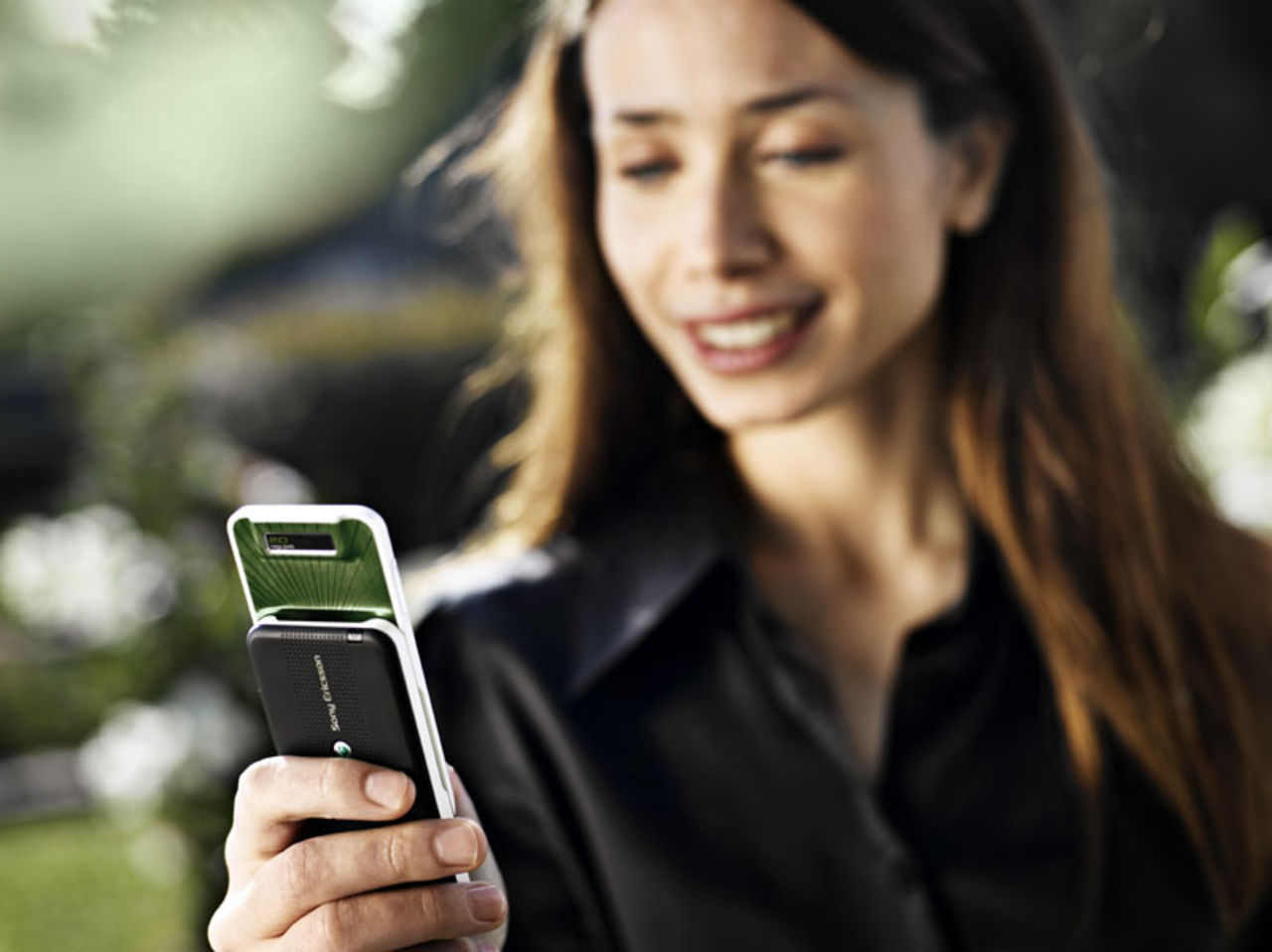 Två designlurar från Sony Ericsson