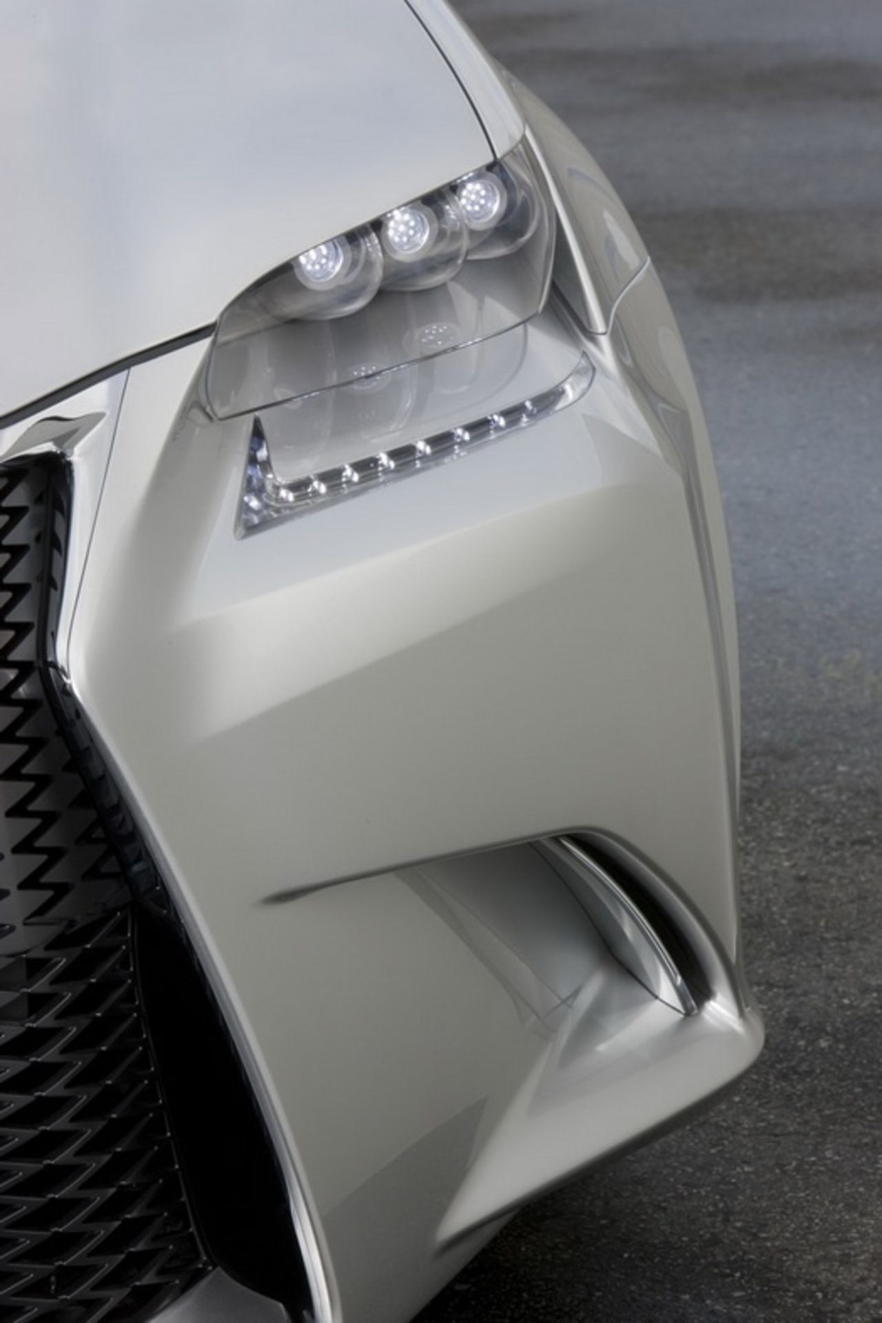 Lexus LF-Gh hybrid
