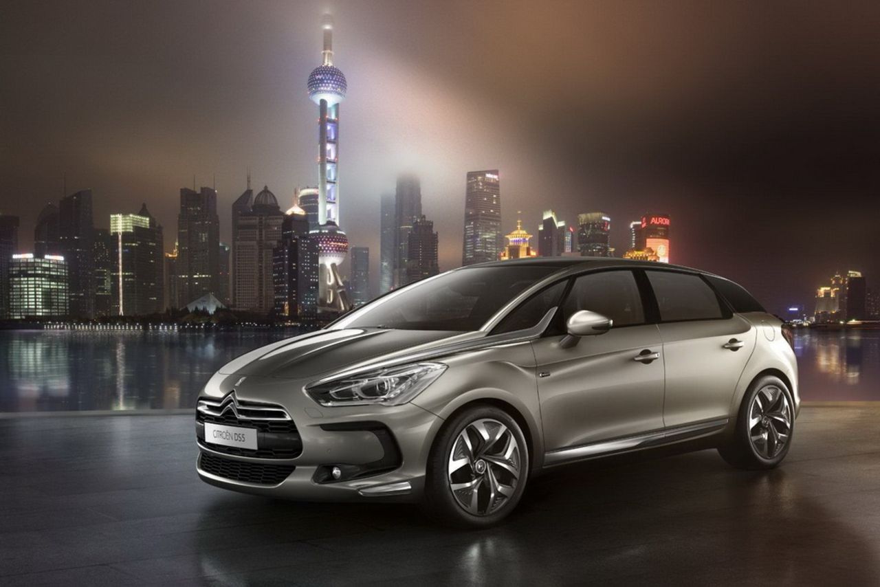 Citroën DS5 är officiell