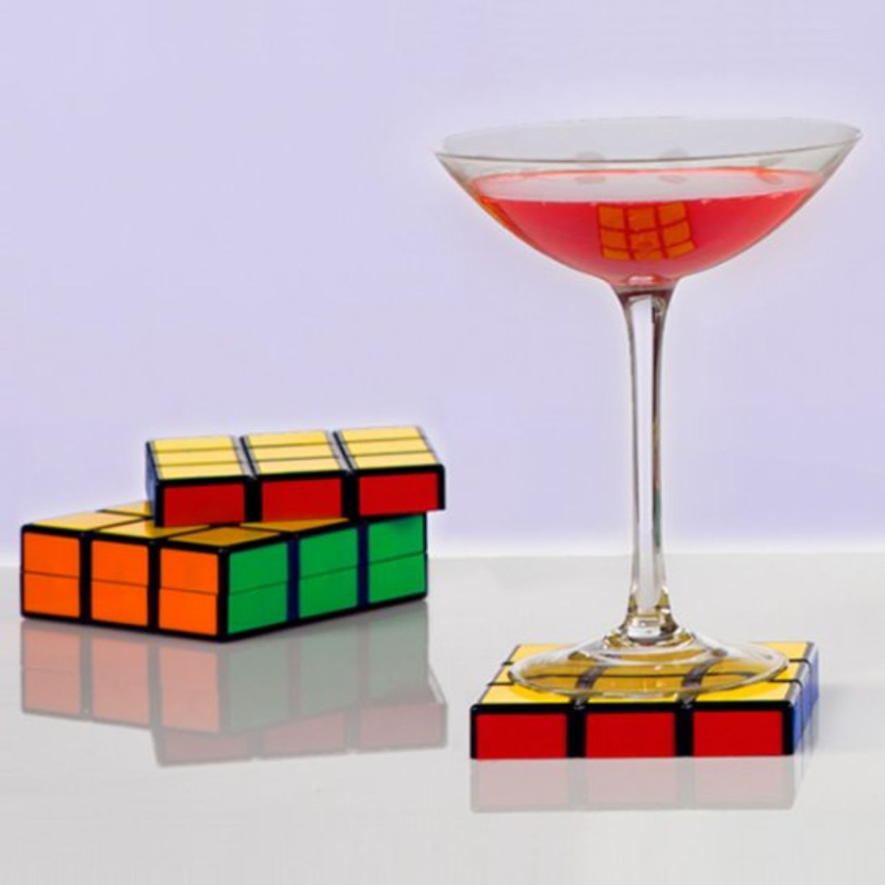 Drinkunderlägg med Rubiks kub-tema