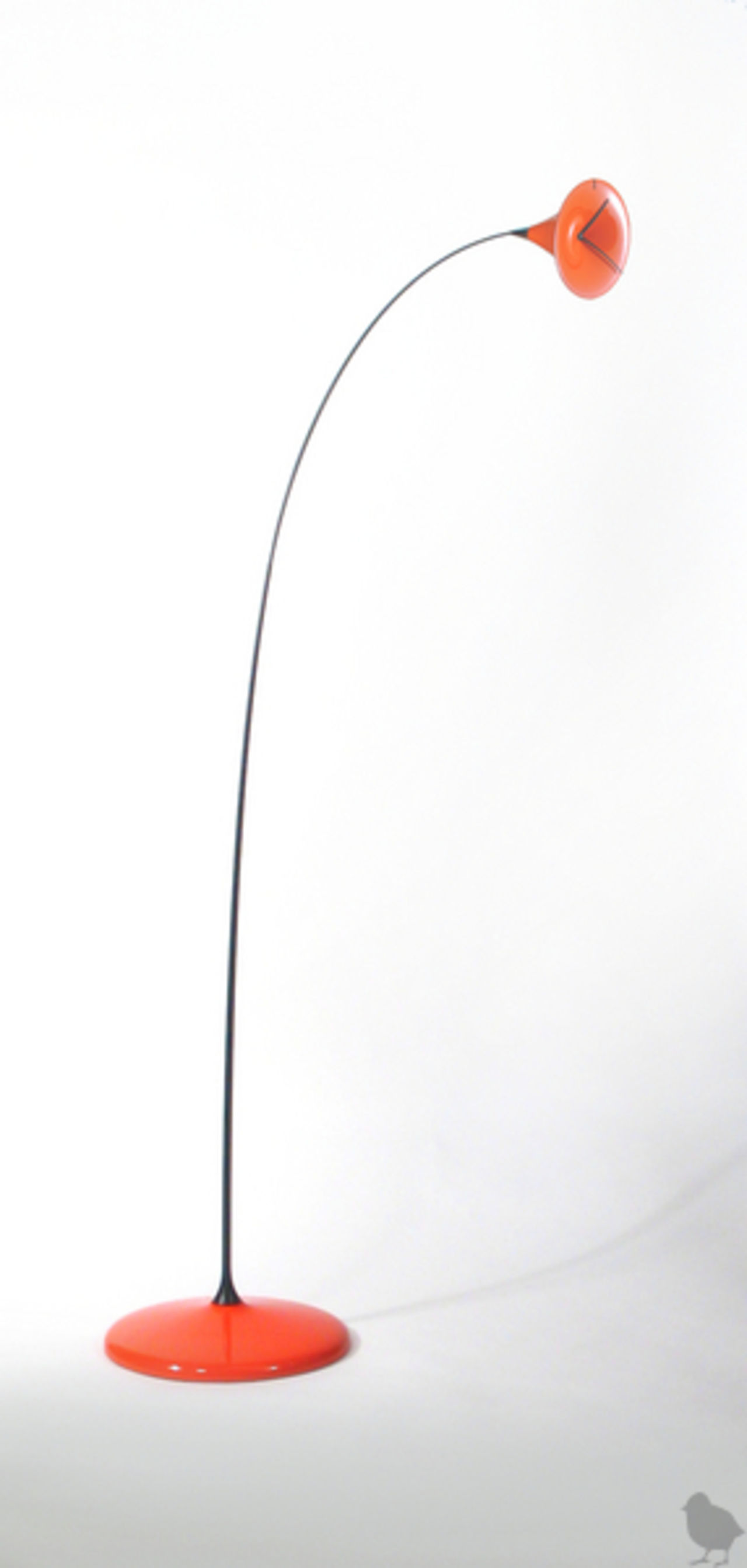 Snygg och diskret golvklocka