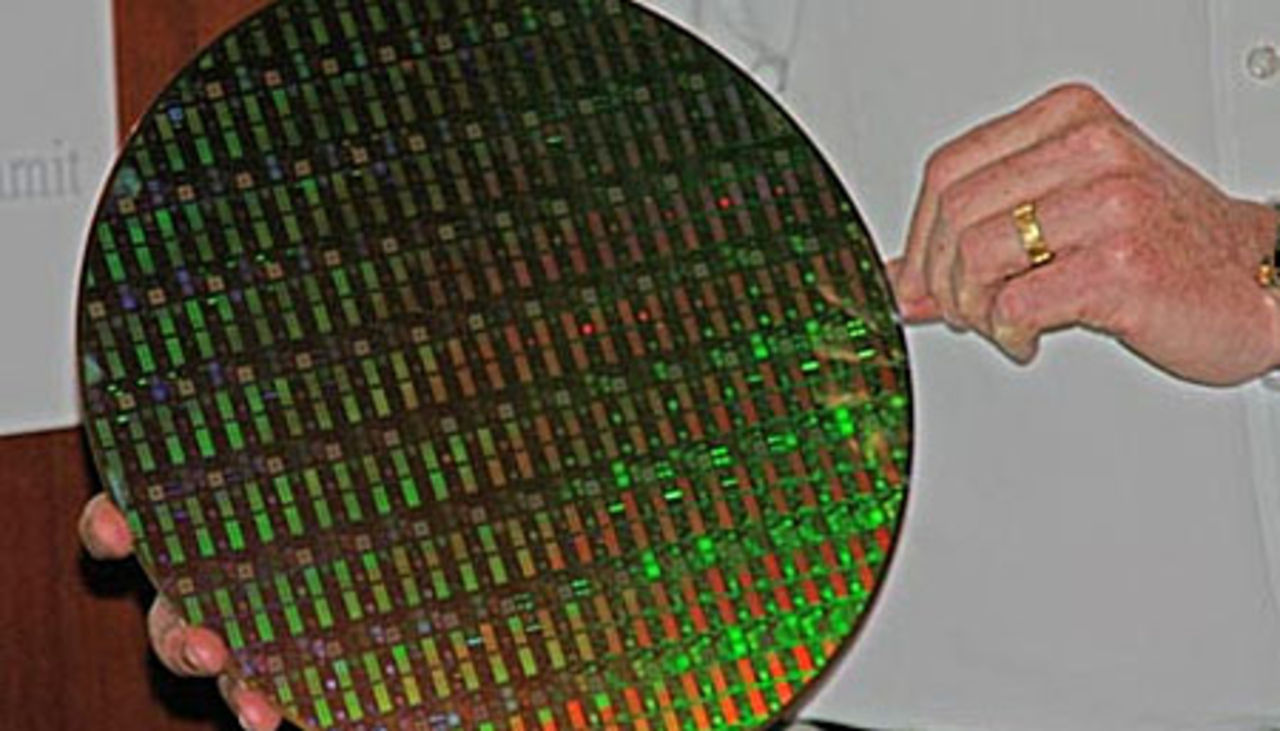 AMD tycker Intel är old-school