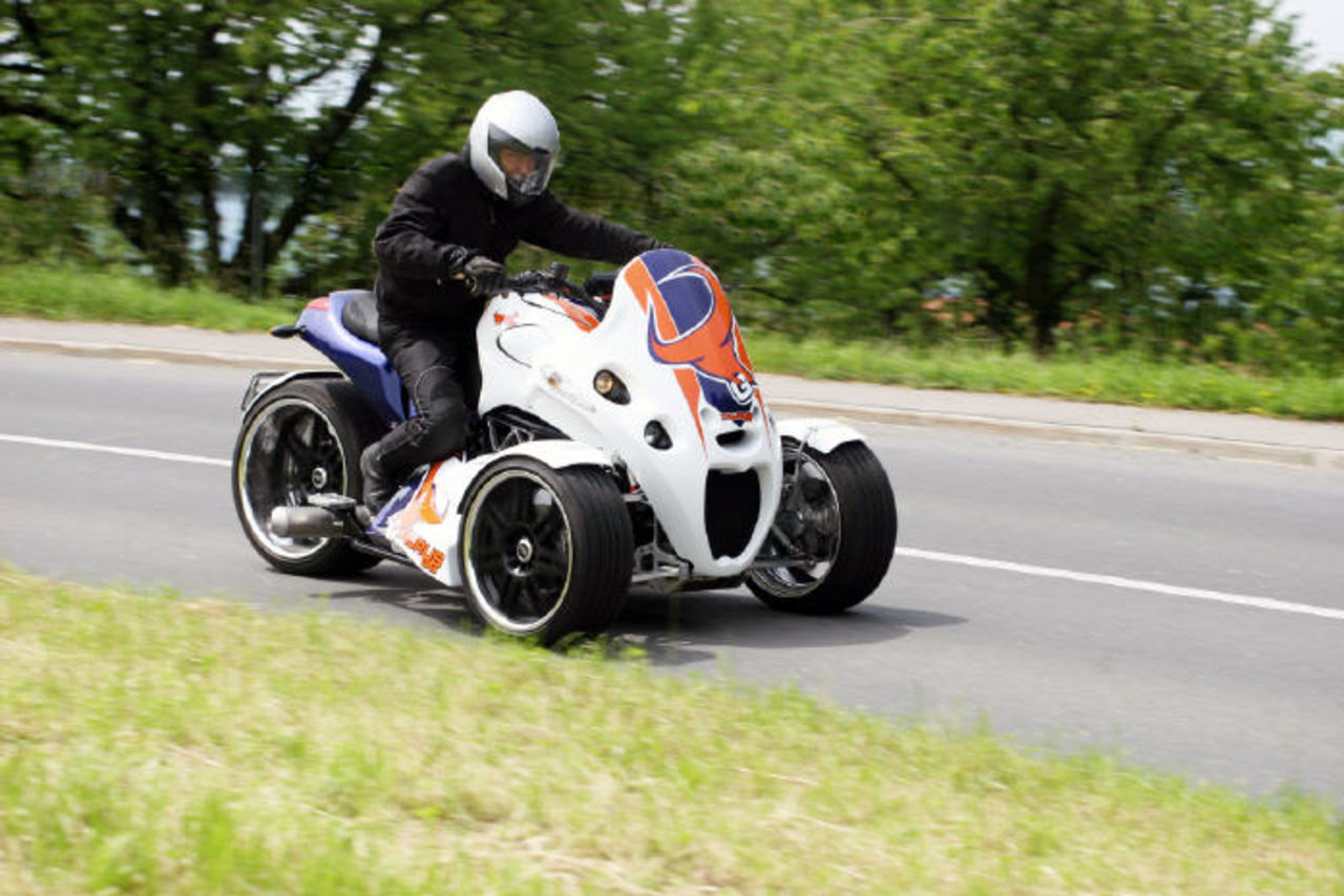GG Taurus - leksak med BMW-motor