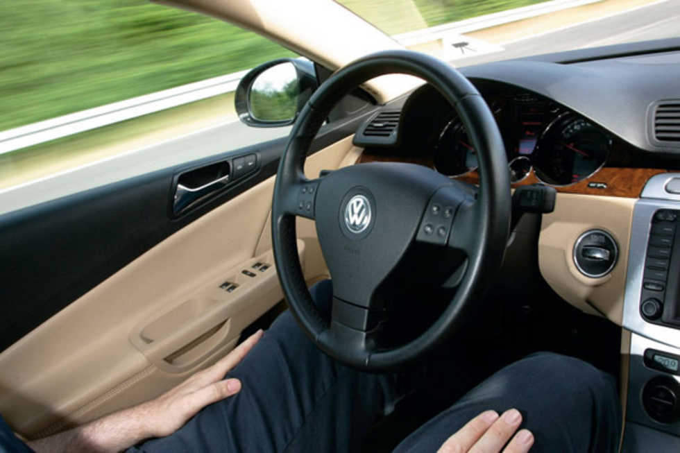 Volkswagen låter dig släppa ratten när du kör