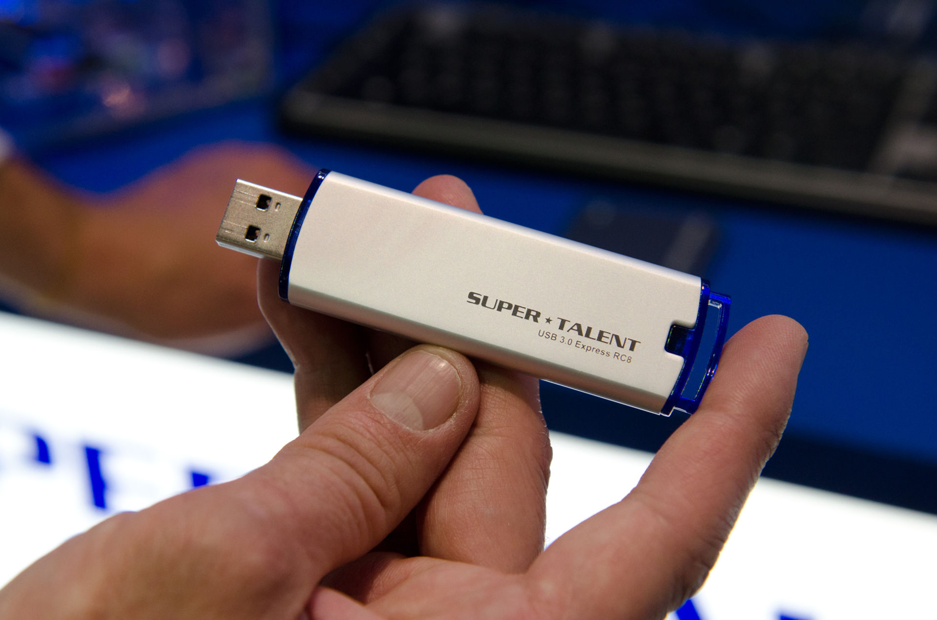 Super Talents USB 3.0-minne är som en SSD