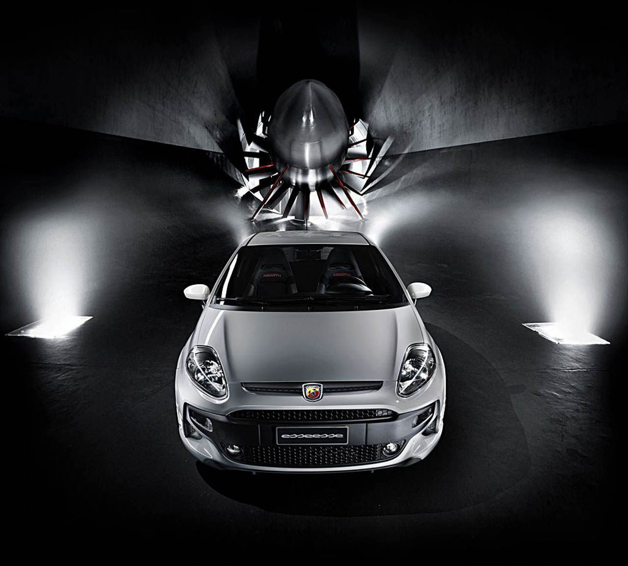Abarth-trimmad Fiat Punto officiell