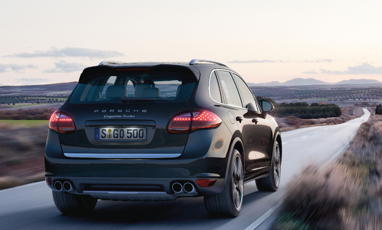 Porsche hinner inte med - suget efter Cayenne för stort