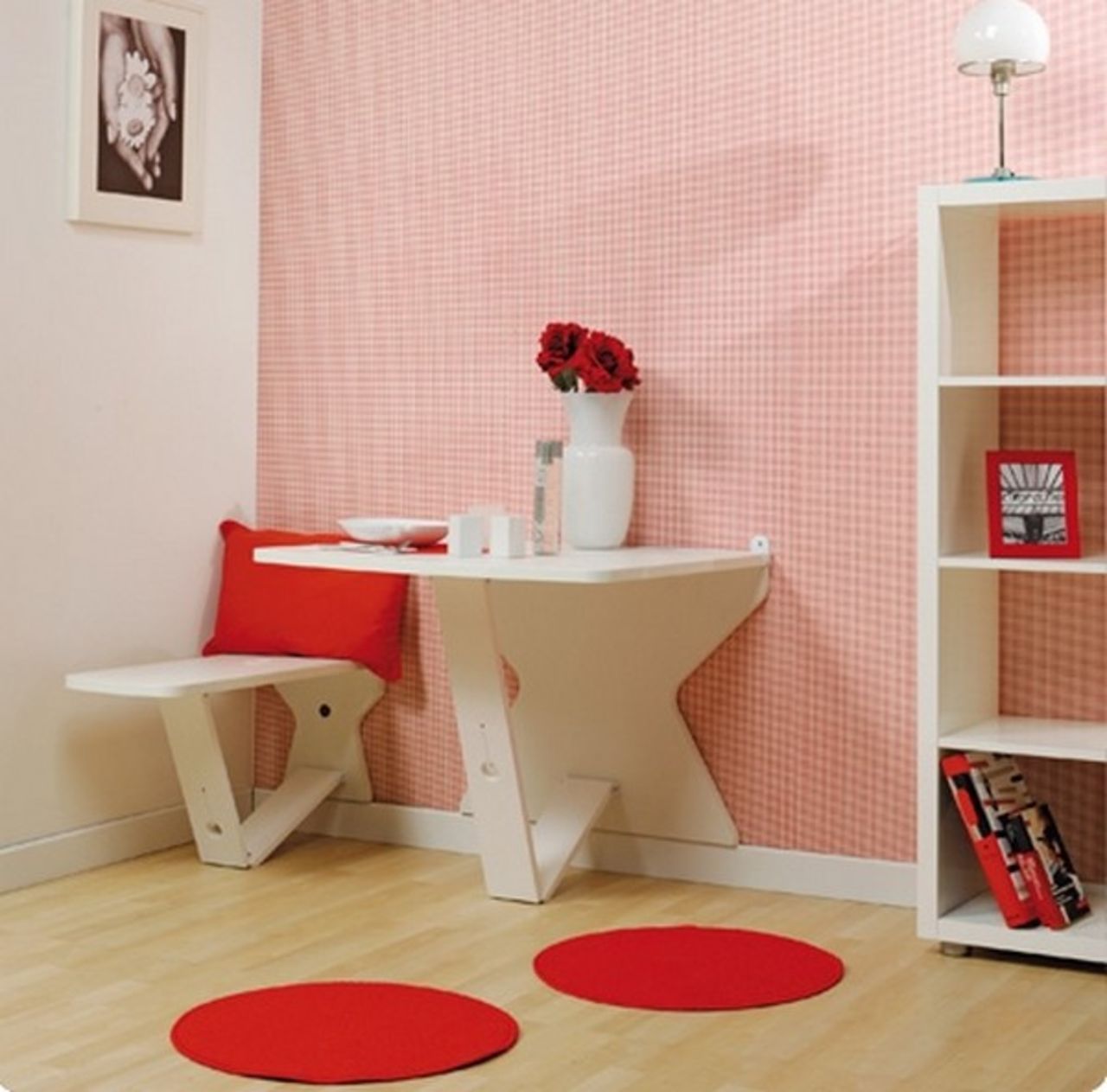 Bord och bänk för trångbodda