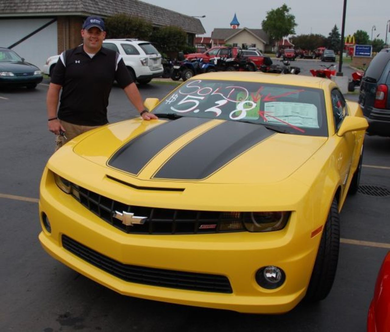 Köpte splitterny Chevrolet Camaro SS - för 5 dollar och 28 cent