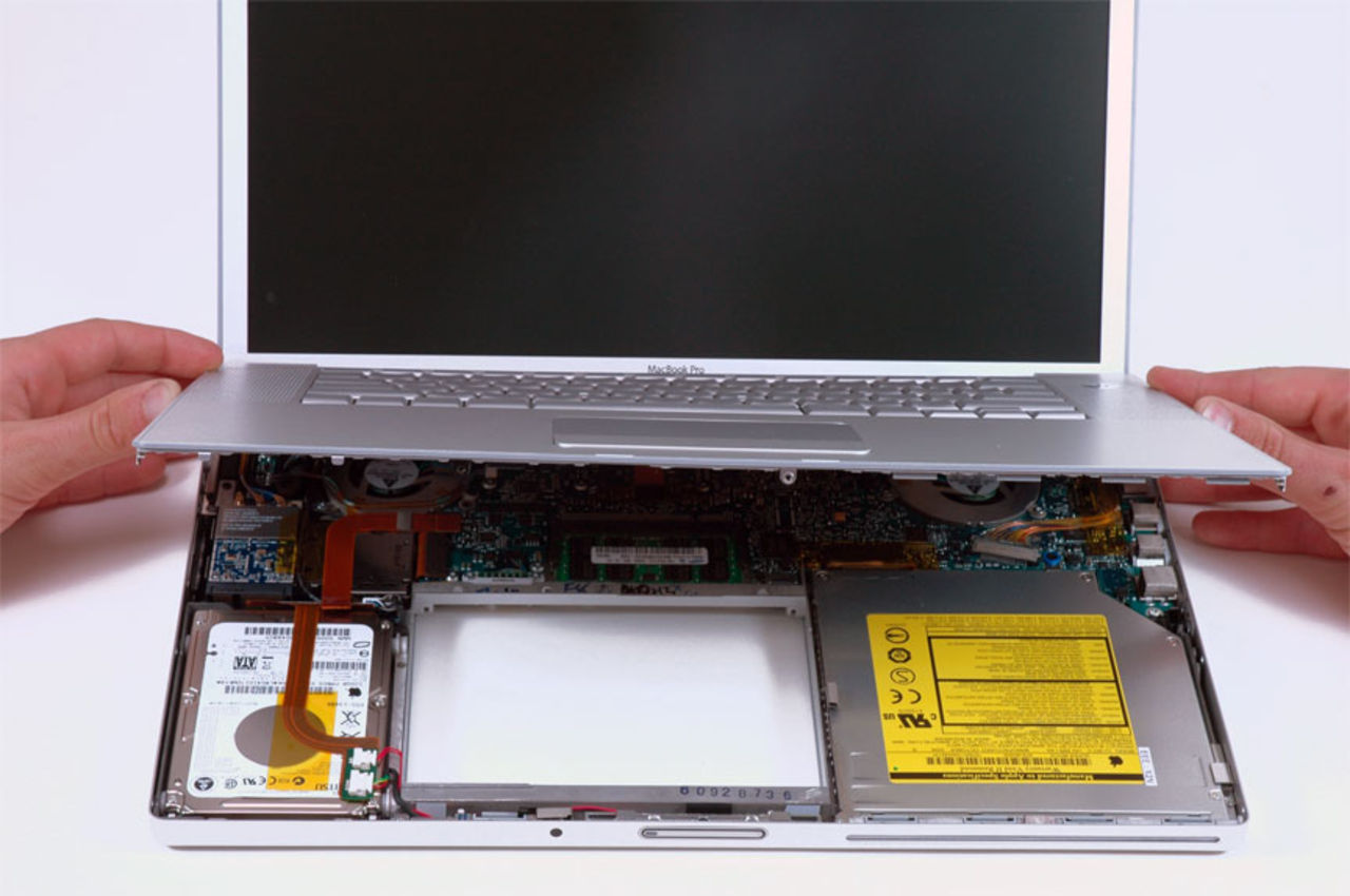 MacBook Pro isärplockad