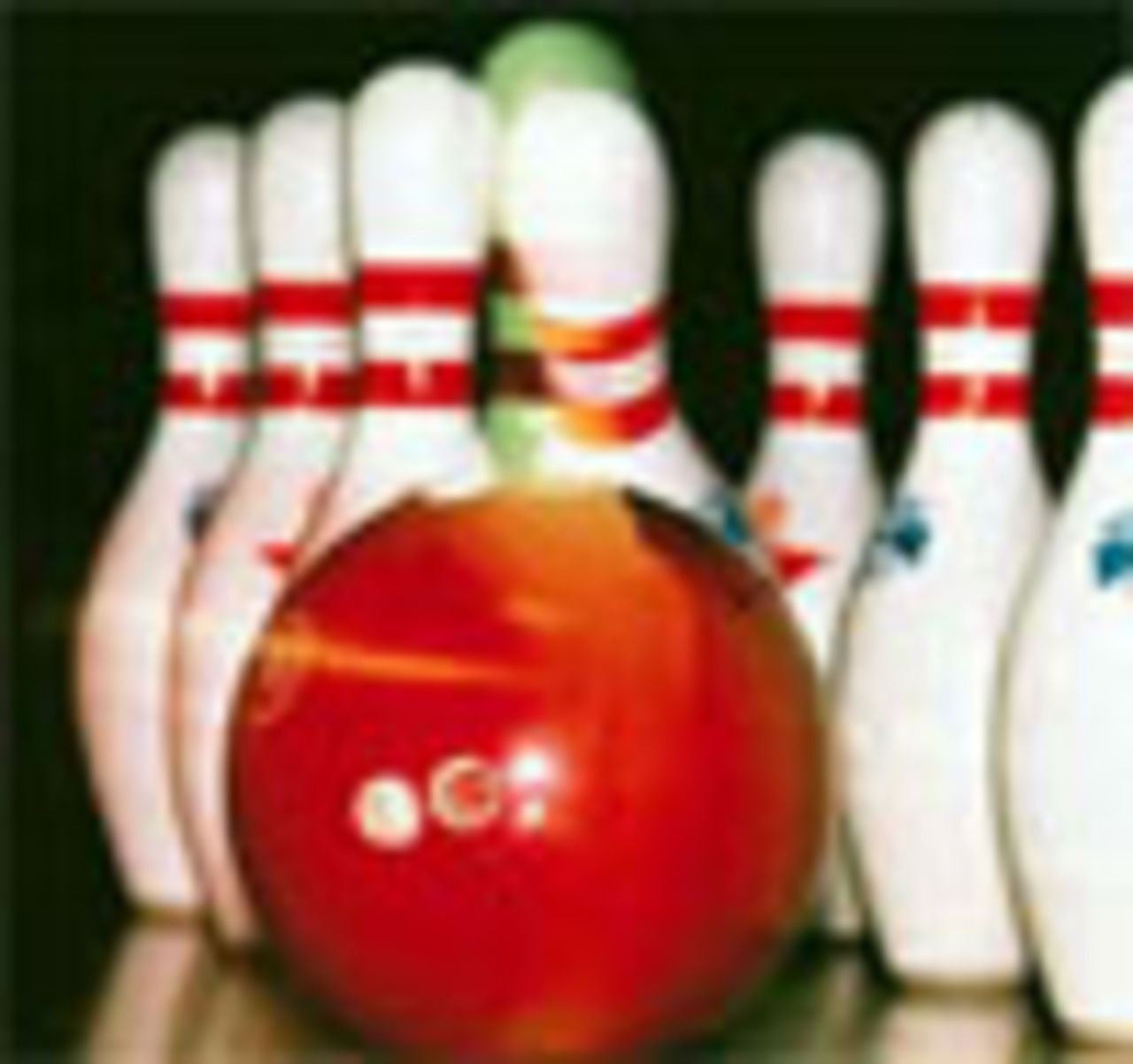 Kass på bowling