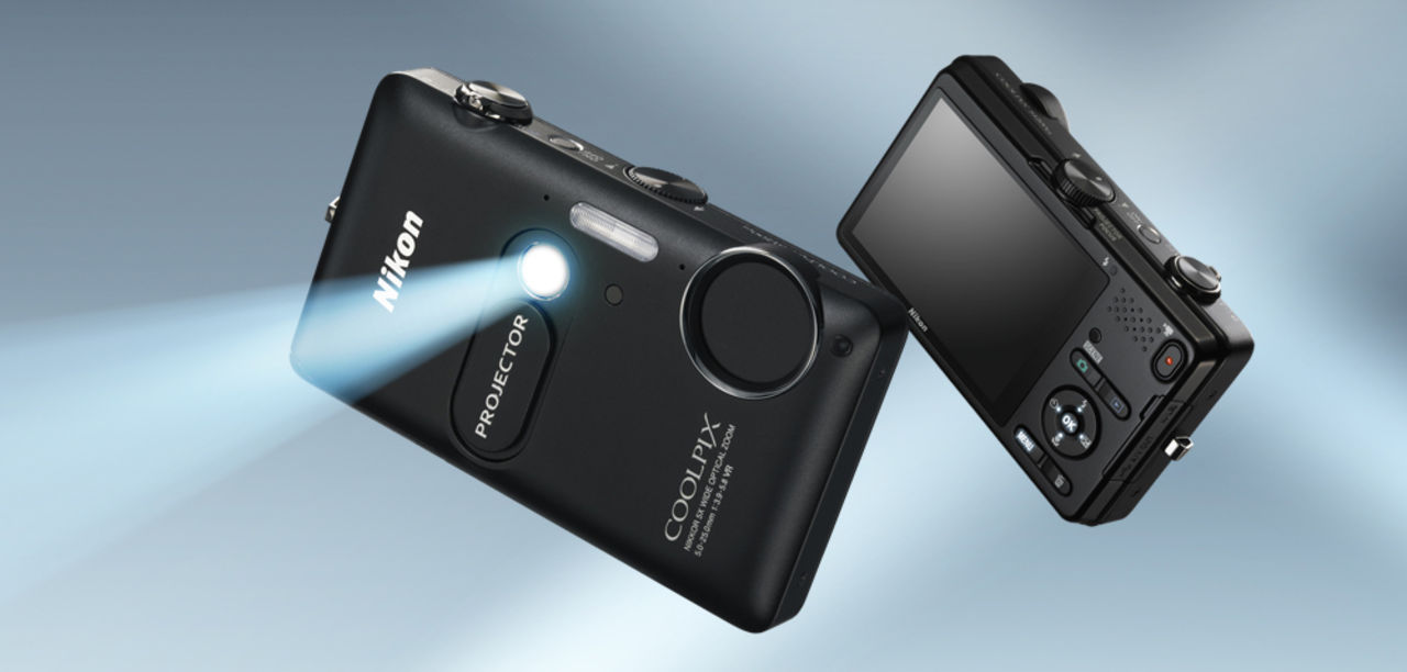 Nikon COOLPIX S1200pj har inbyggd projektor