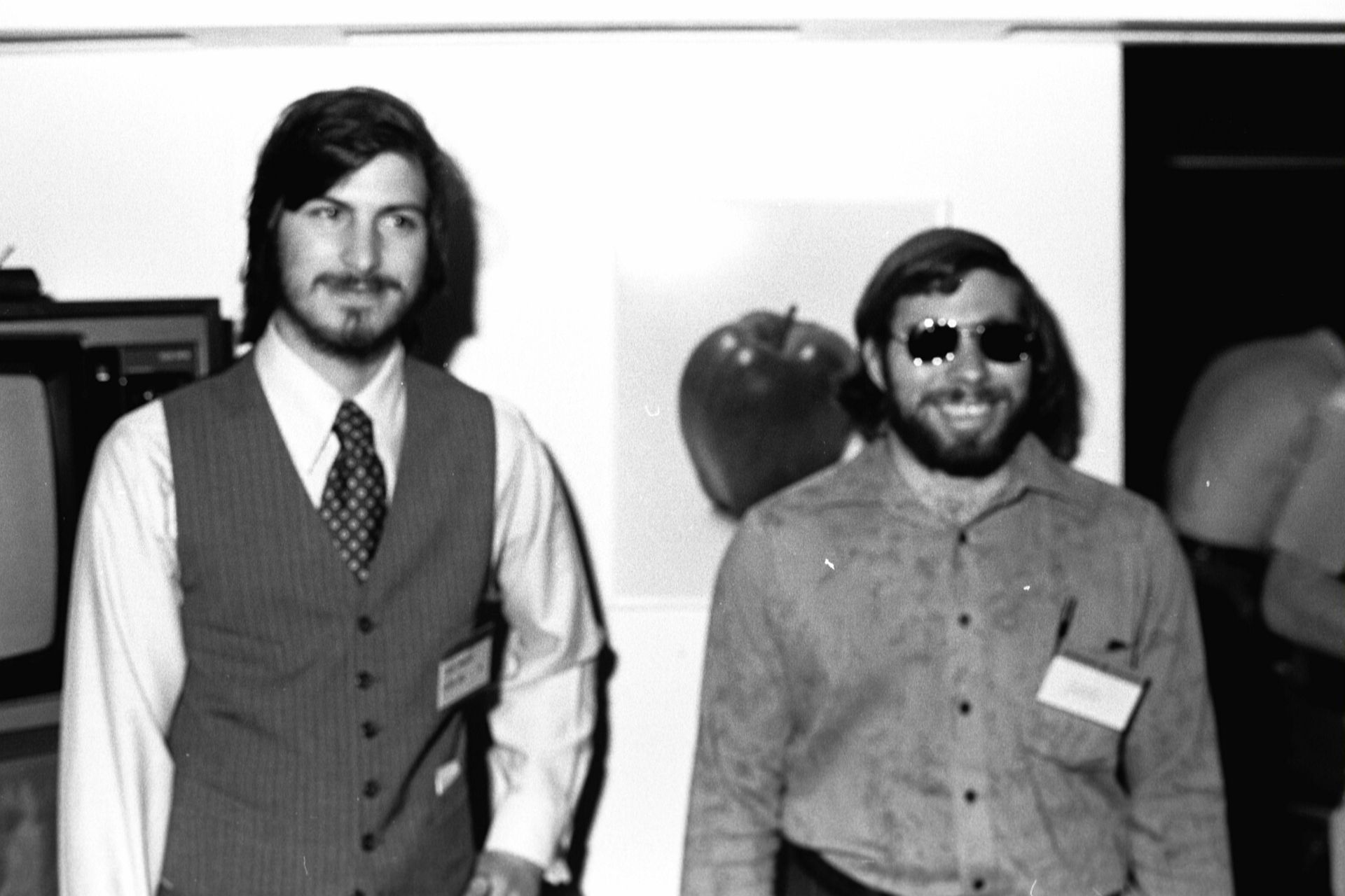 Steve Jobs avgår som CEO för Apple
