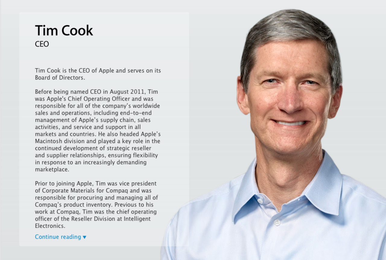 Tim Cook presenterar sig för Apples kunder