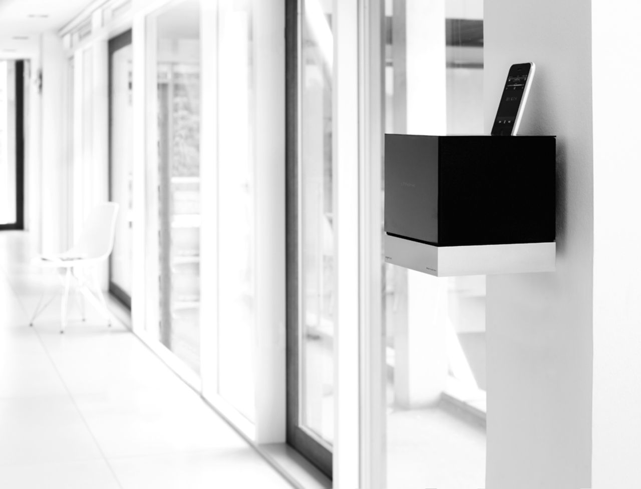 Tangent Fjord - mini-stereo med iPhone-docka