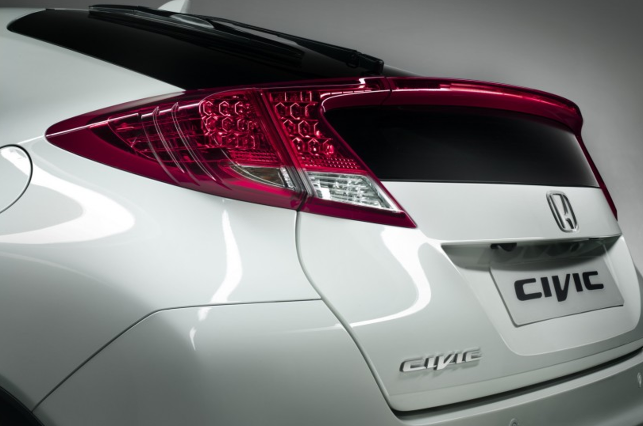 Honda smygvisar nya Civic