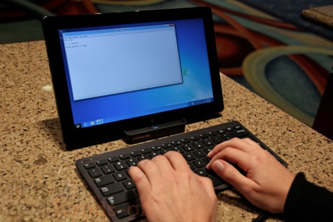 Windows 8 finns nu att ladda hem