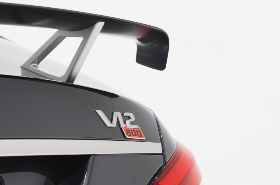 Brabus Rocket 800 - snabb som attan