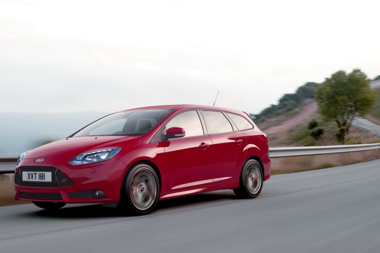 Ford Focus ST - nu även som kombi