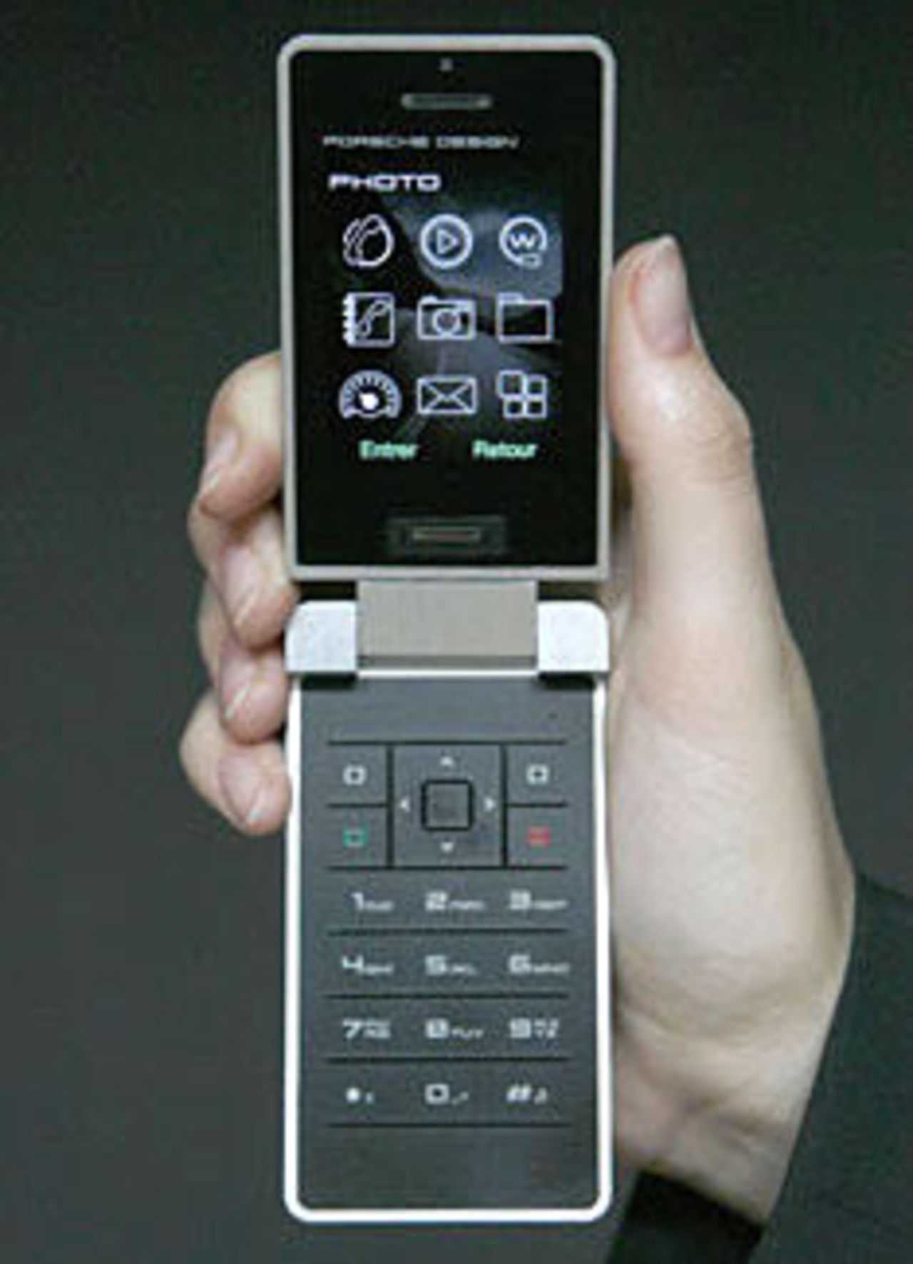 Porsche-designad mobiltelefon