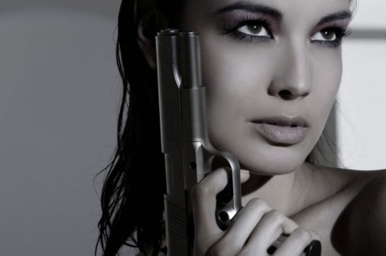 Hon är klar som Bondbrud