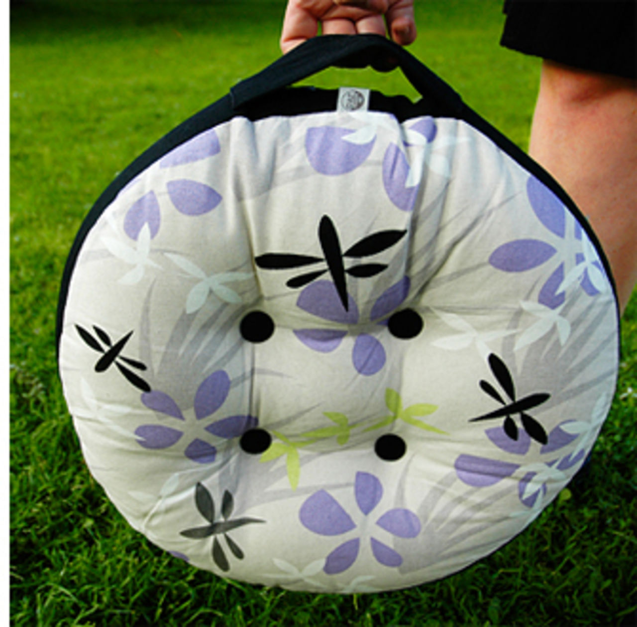 Sitt skönare på picknicken!