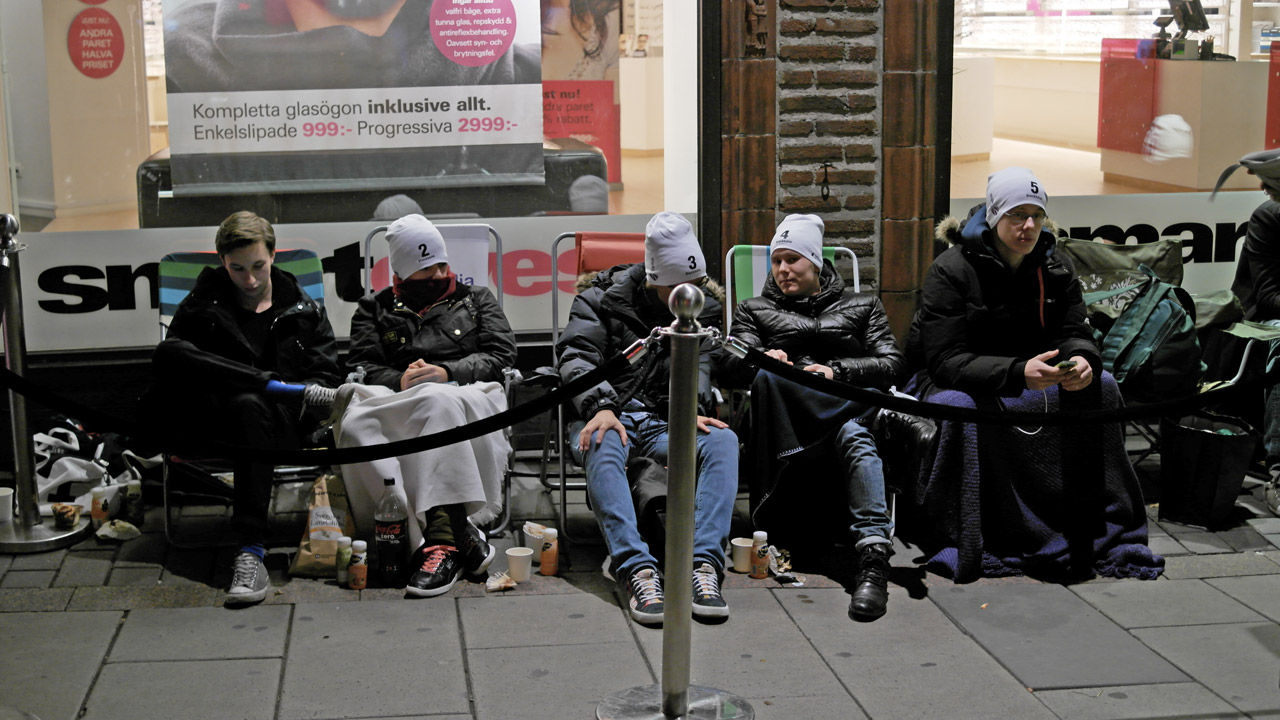 Fadd försäljningsstart för iPhone 4S