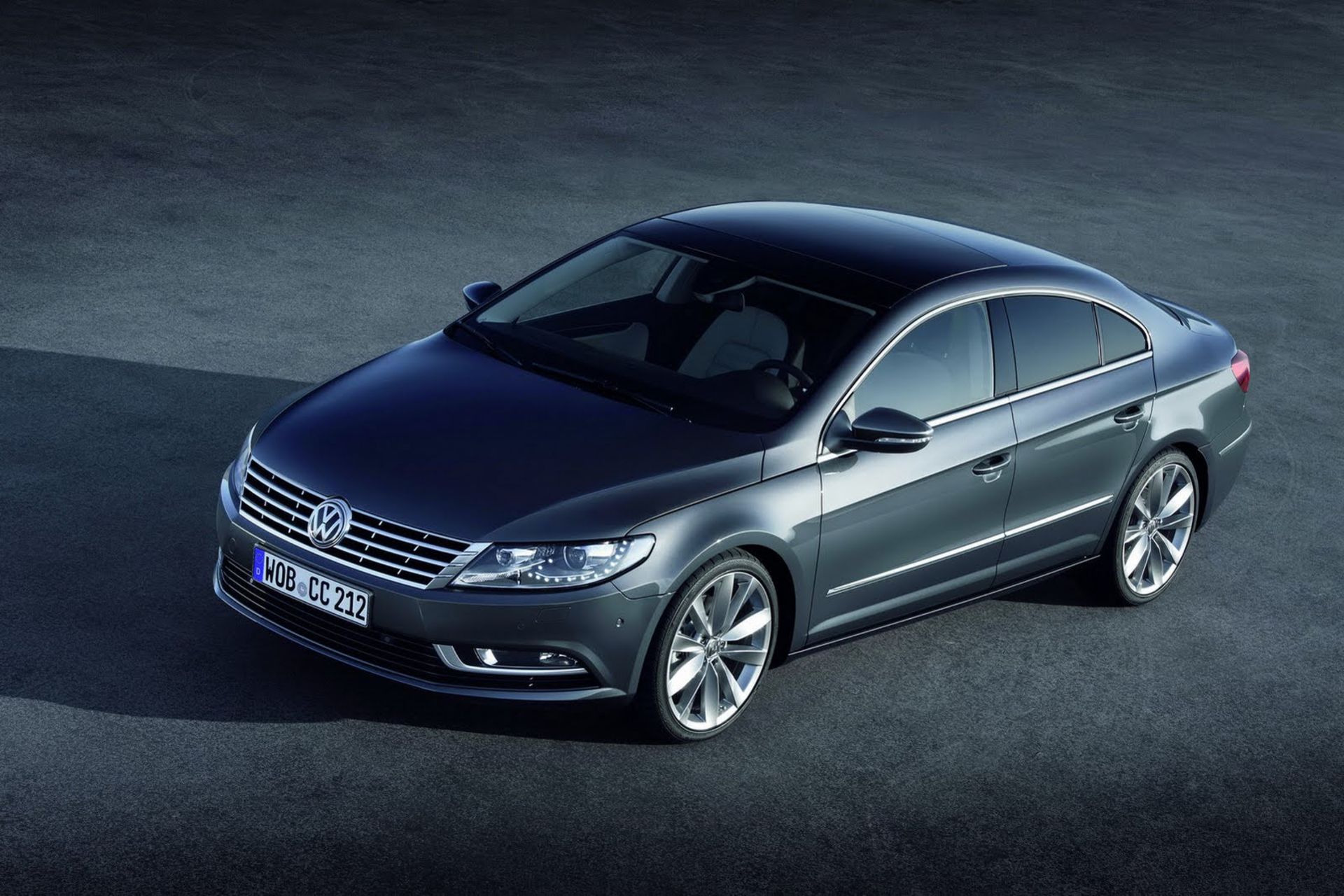 Volkswagens slankare Passat faceliftad