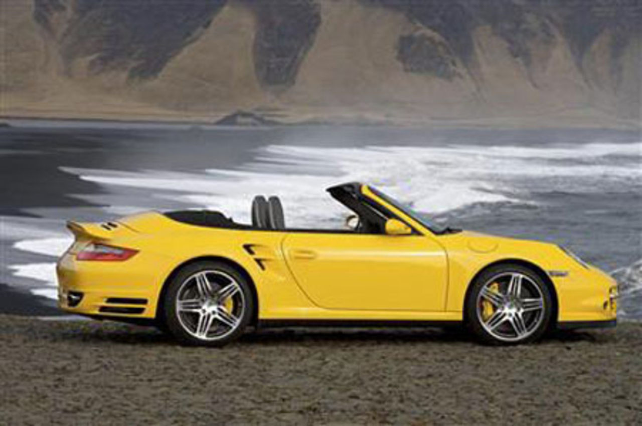 VIDEO: Porsche 911 Turbo Cab