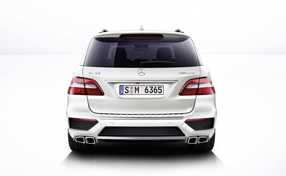 Mercedes super-SUV ML 63 AMG presenterad