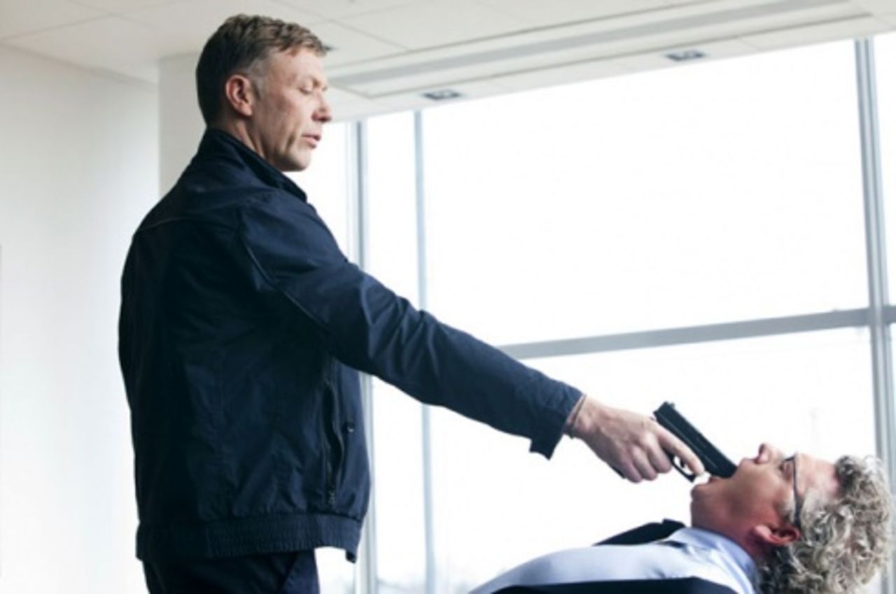 Nya bilder på Persbrandt som Hamilton