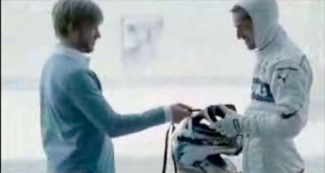 VIDEO: Nick Heidfeld byter sin F1.07 mot nya BMW M3