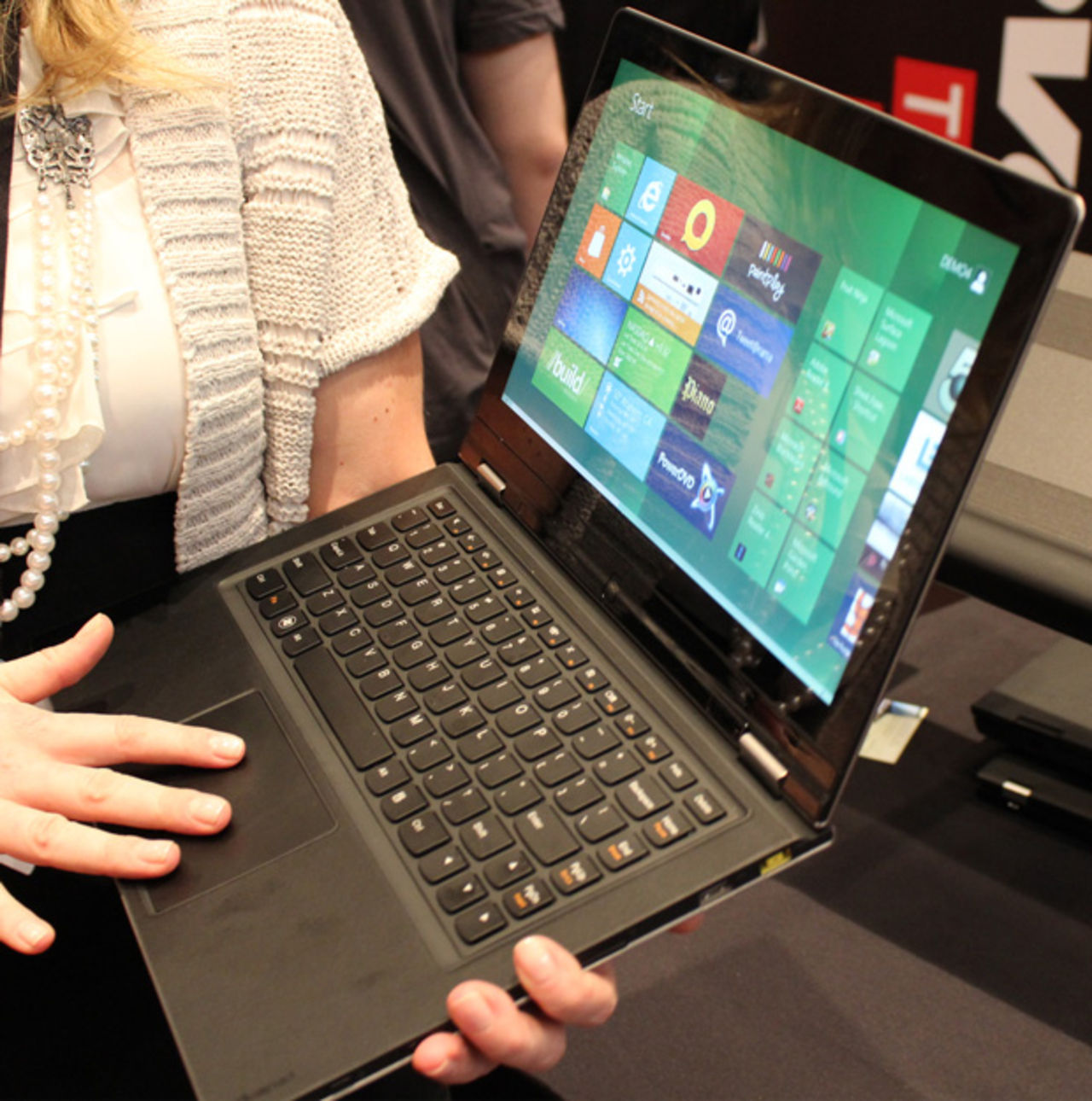 Lenovo visar upp Yoga