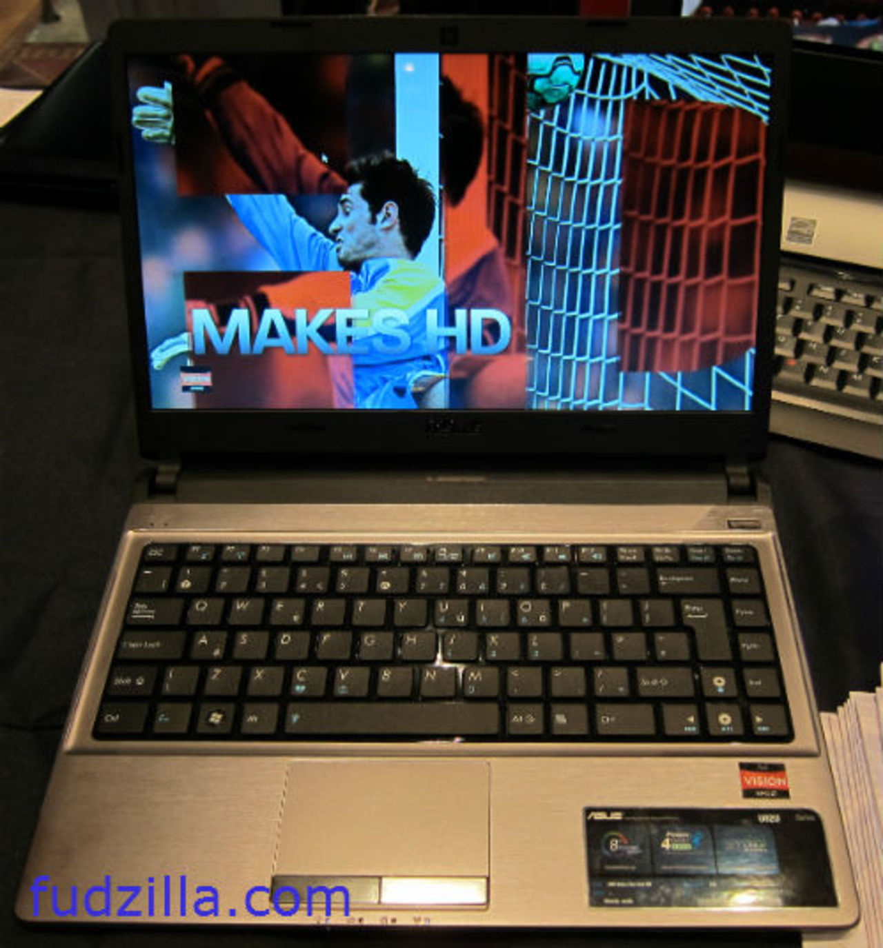 AMD satsar på ultrabooks med Trinity 